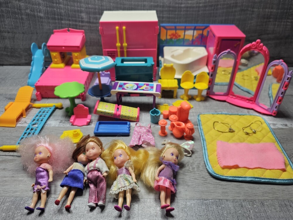 Vintage Kenner Wish World Kids Stove Pool Furniture Playsets with Dolls Lot g13